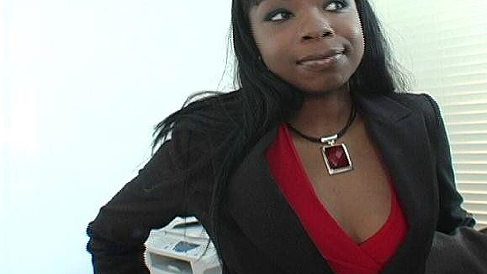 Black Simone West fucking in the office with her tattoos